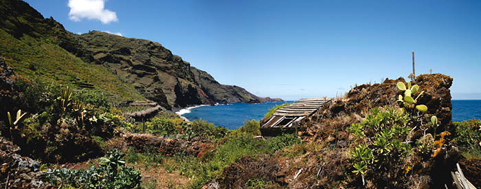 Choza de tablas en la costa norte de La Palma. La Fajana, Garafía.